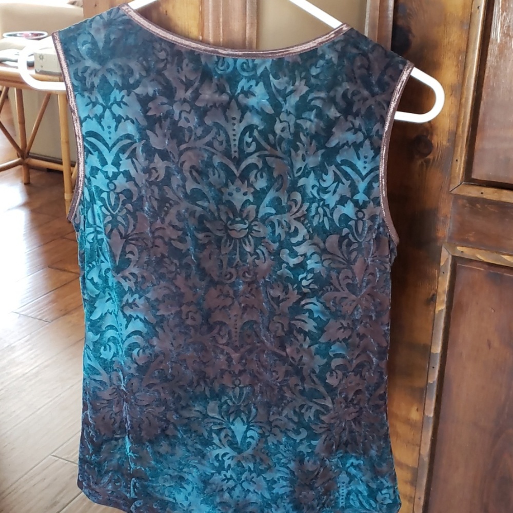 Tank top - Picture 3 of 3